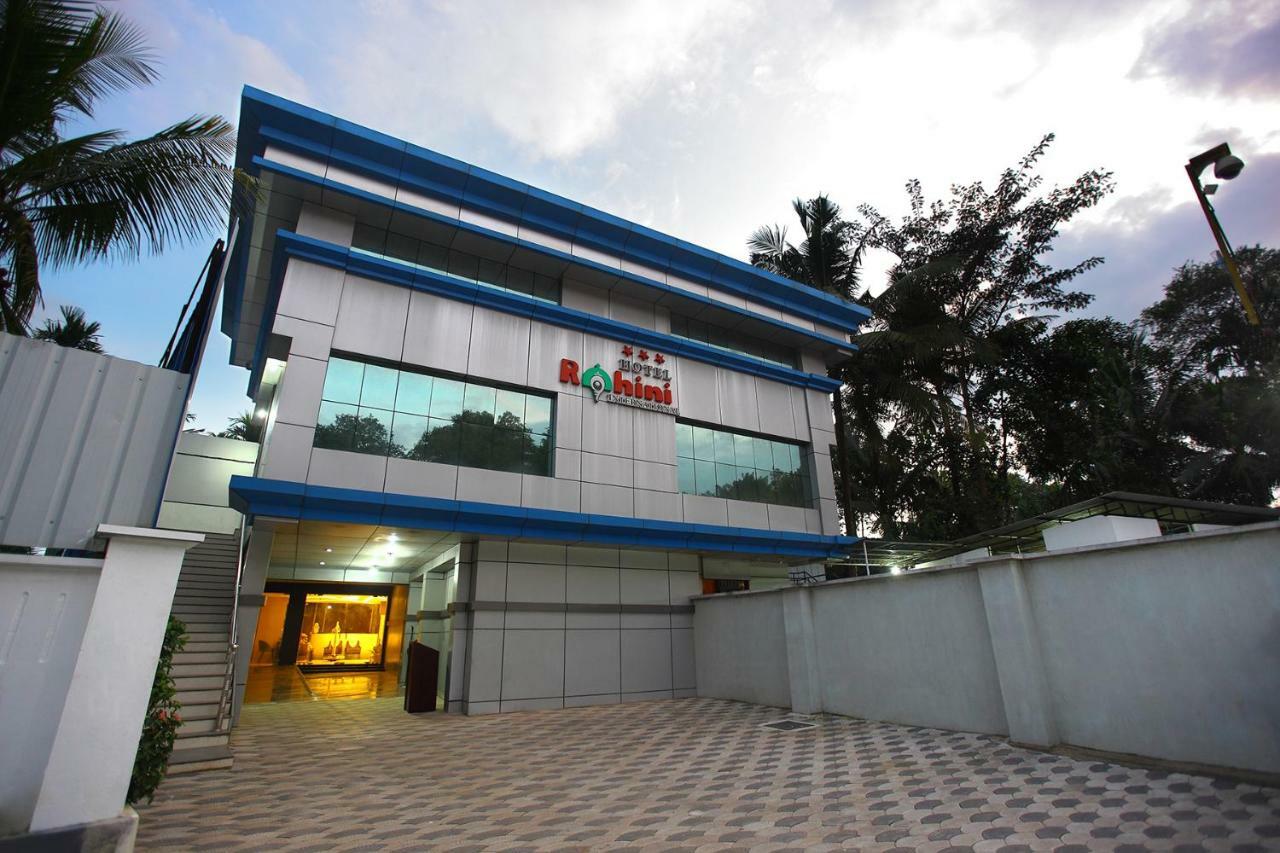 Hotel Rohini International Kallār Exterior foto